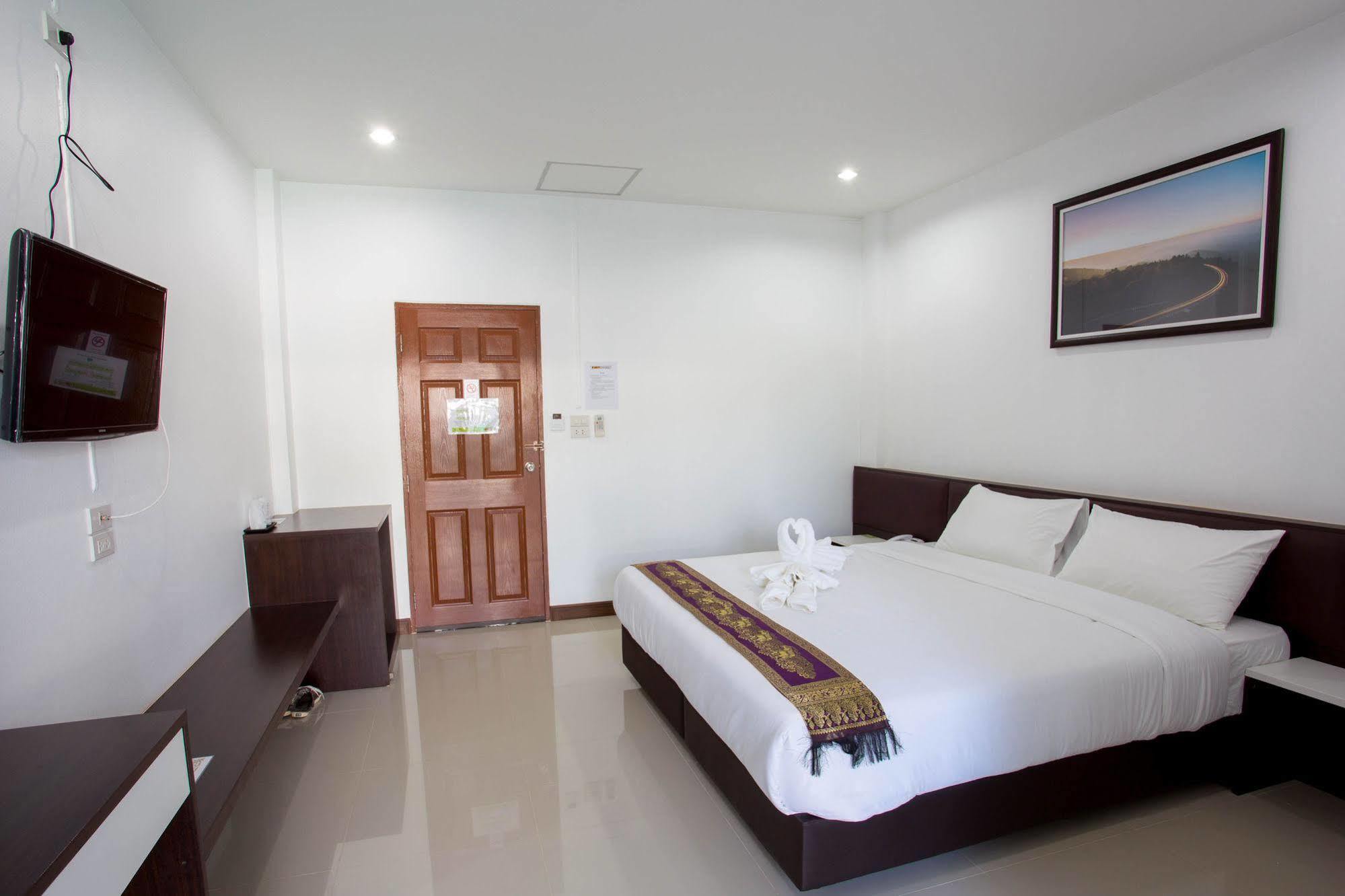 Np Hotel Buriram Kültér fotó